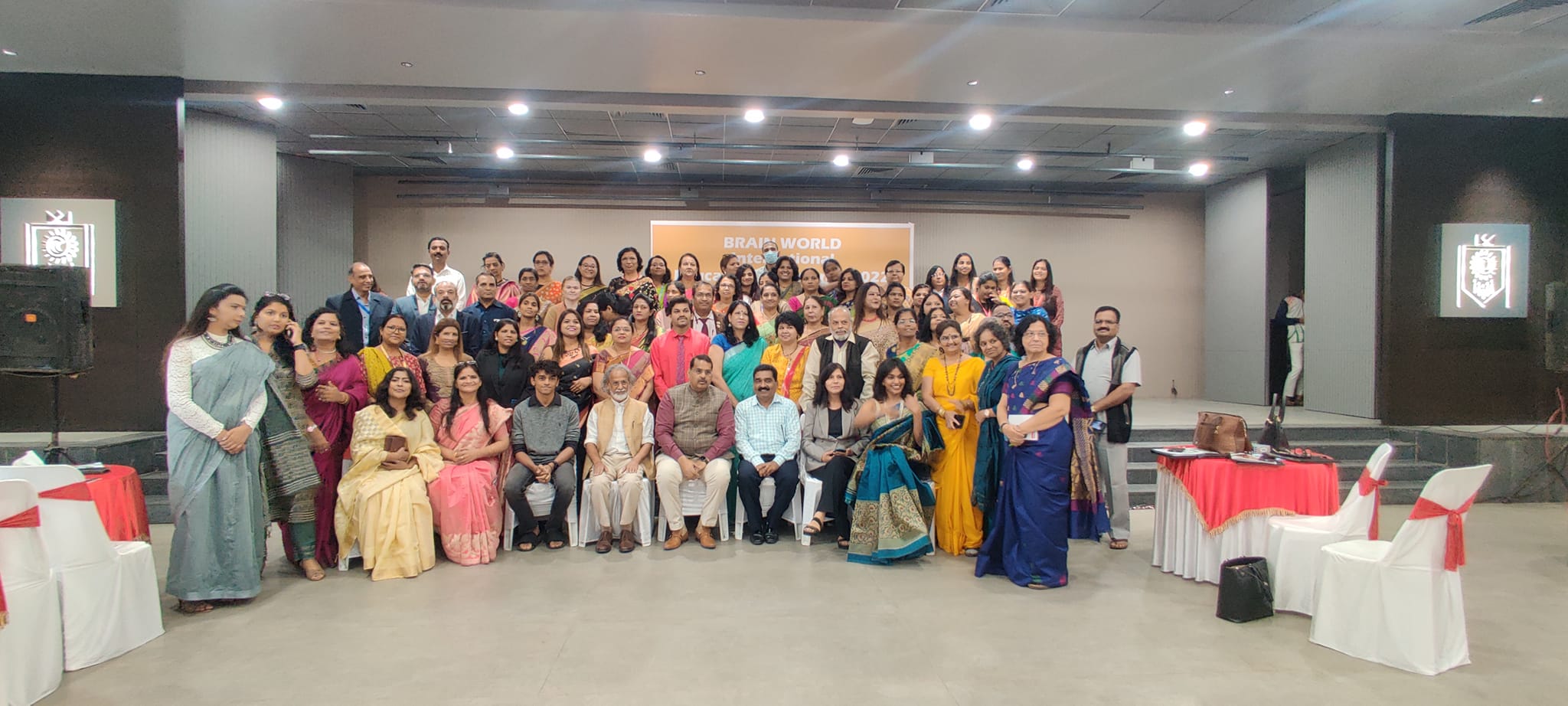 ब्रेन वर्ल्ड ..! हेलिओस इंटरनॅशनल स्कूल पुणे आयोजित आंतरराष्ट्रीय शैक्षणिक परिषद.